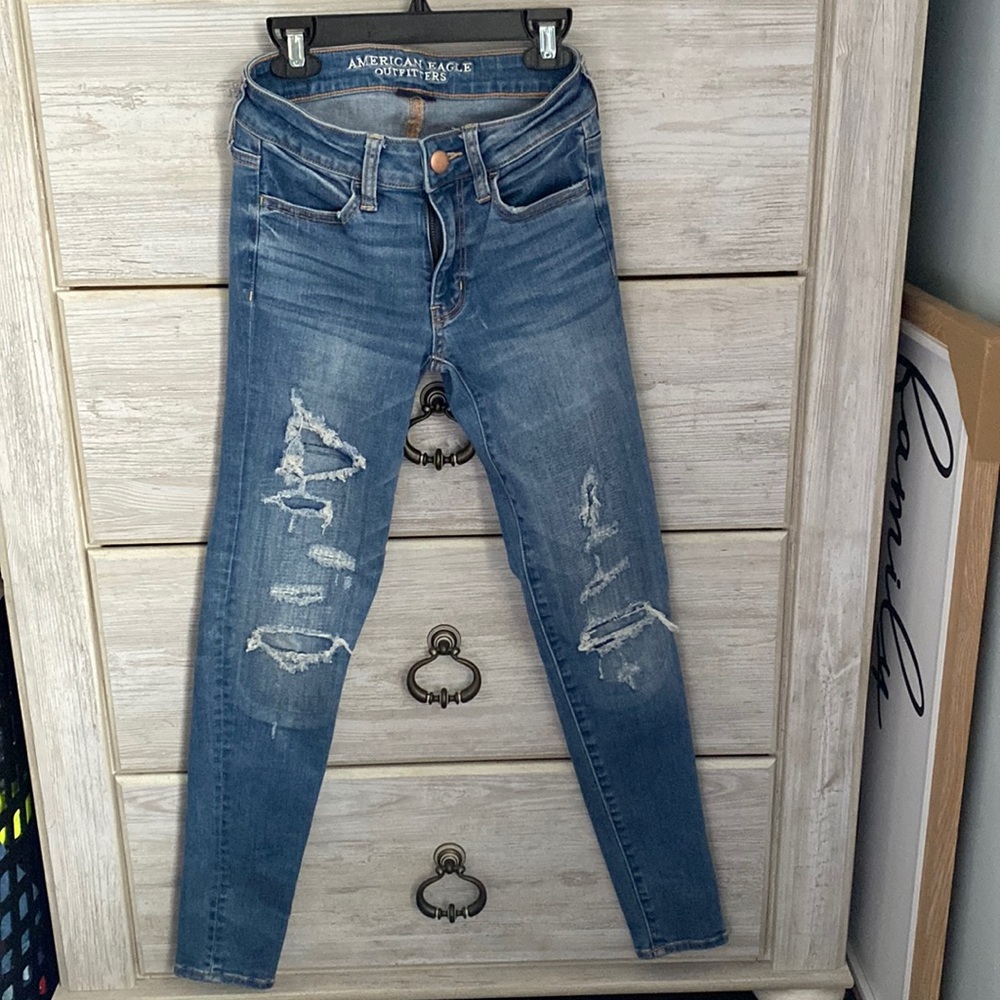Size 0. Excellent condition.